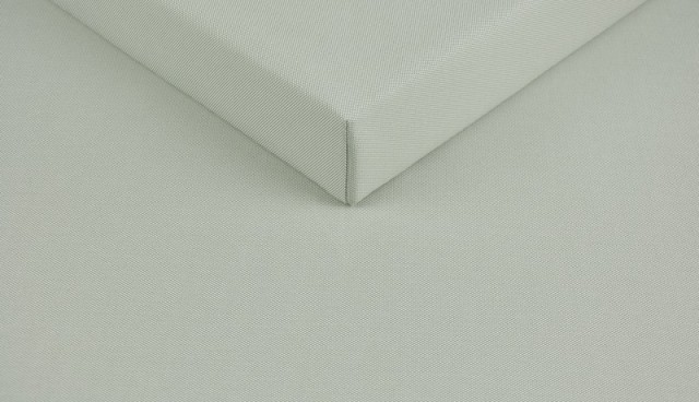 7025